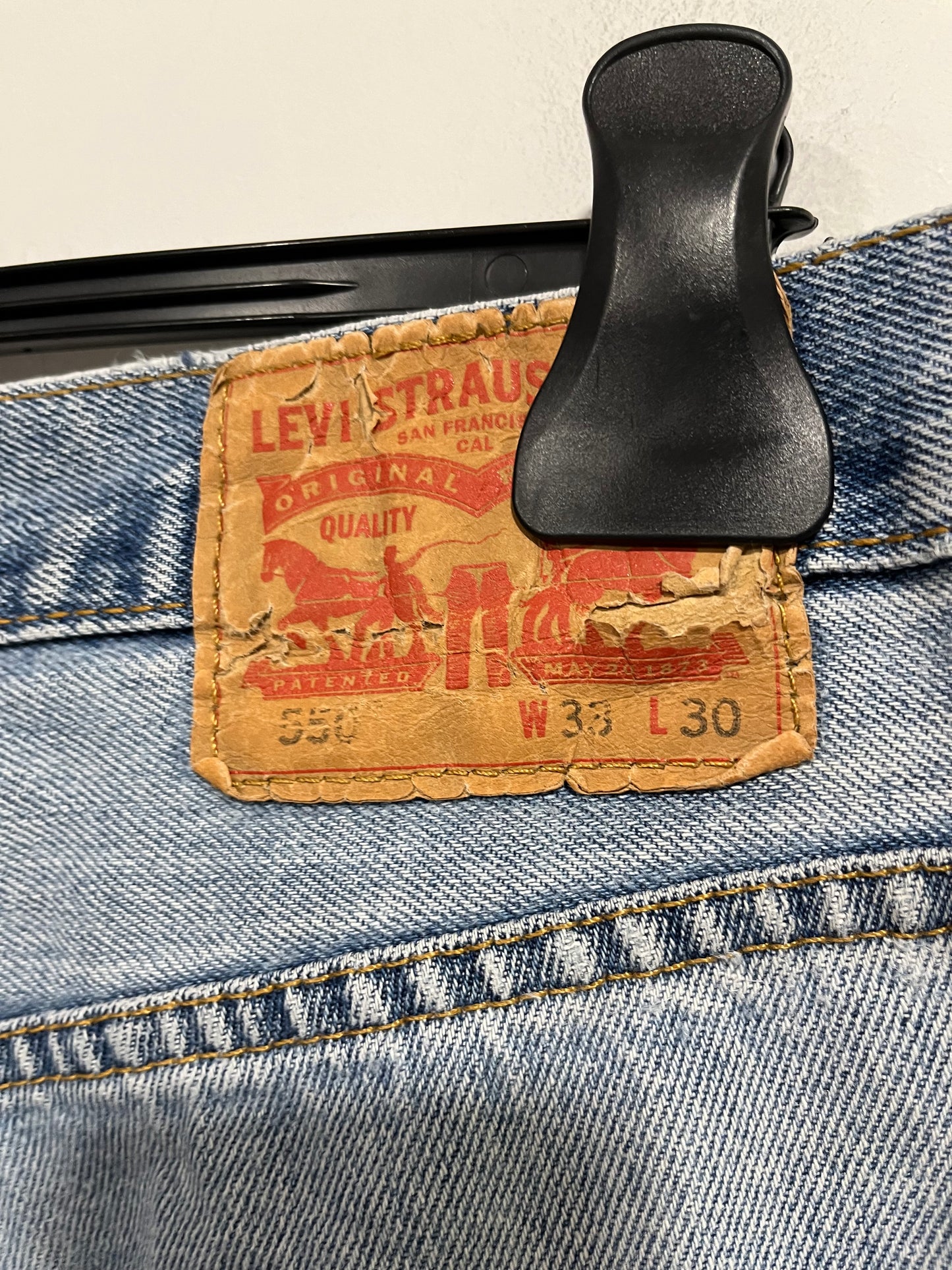 Jeans Levi’s 550 chiaro (F476)