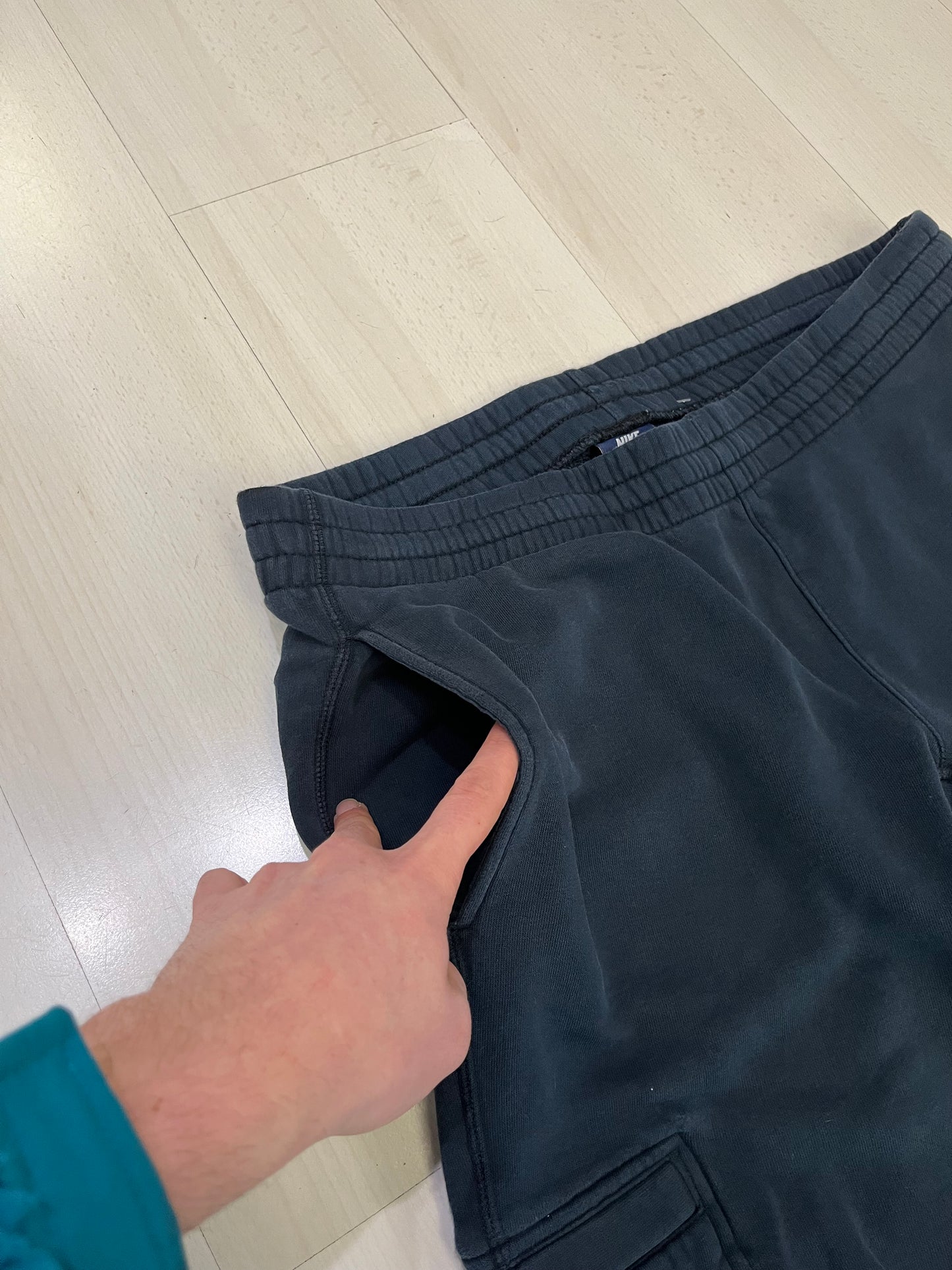 Pantalone tuta Nike cargo nero (G968)