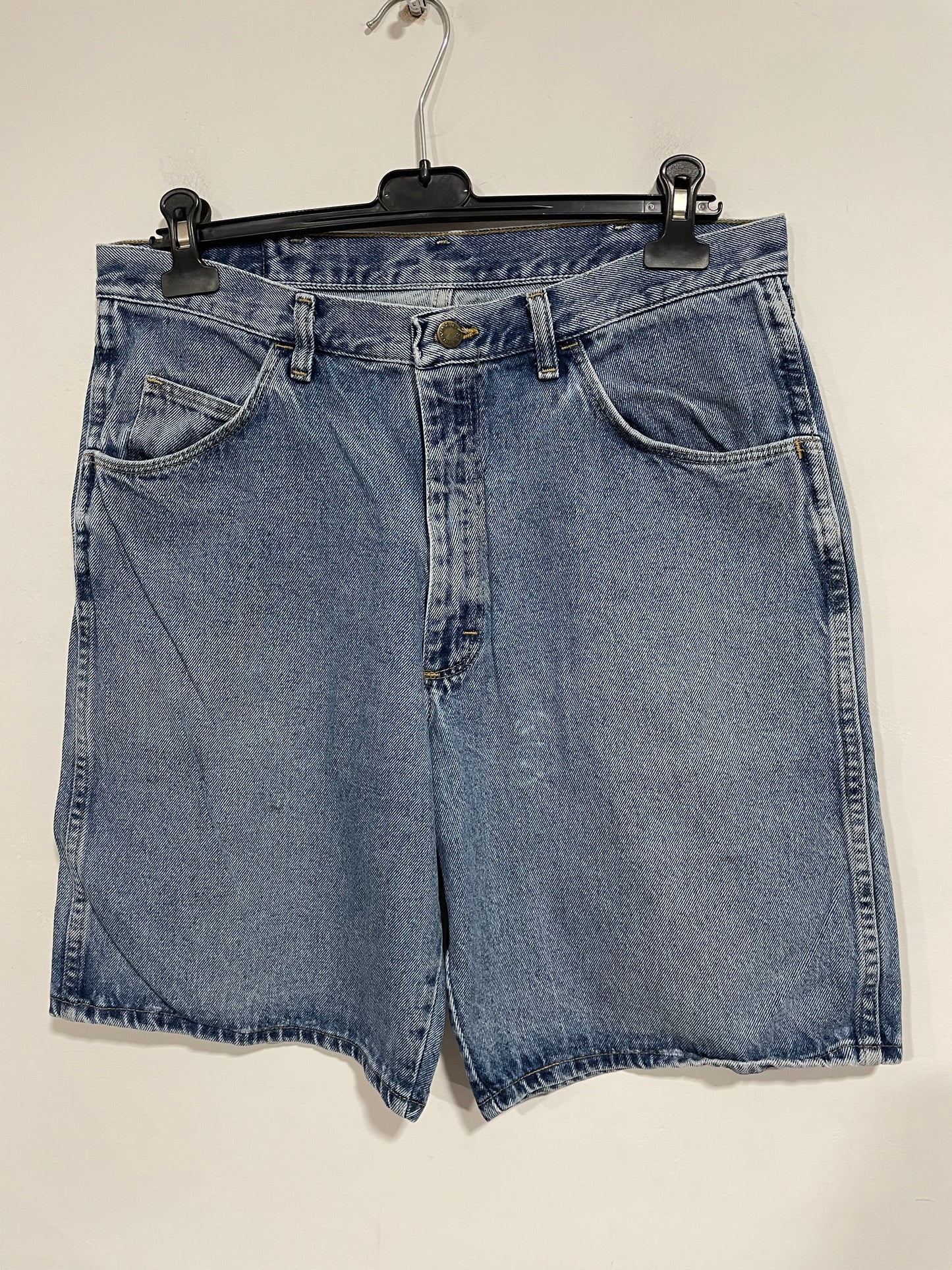 Short baggy Wrangler in jeans (D437)