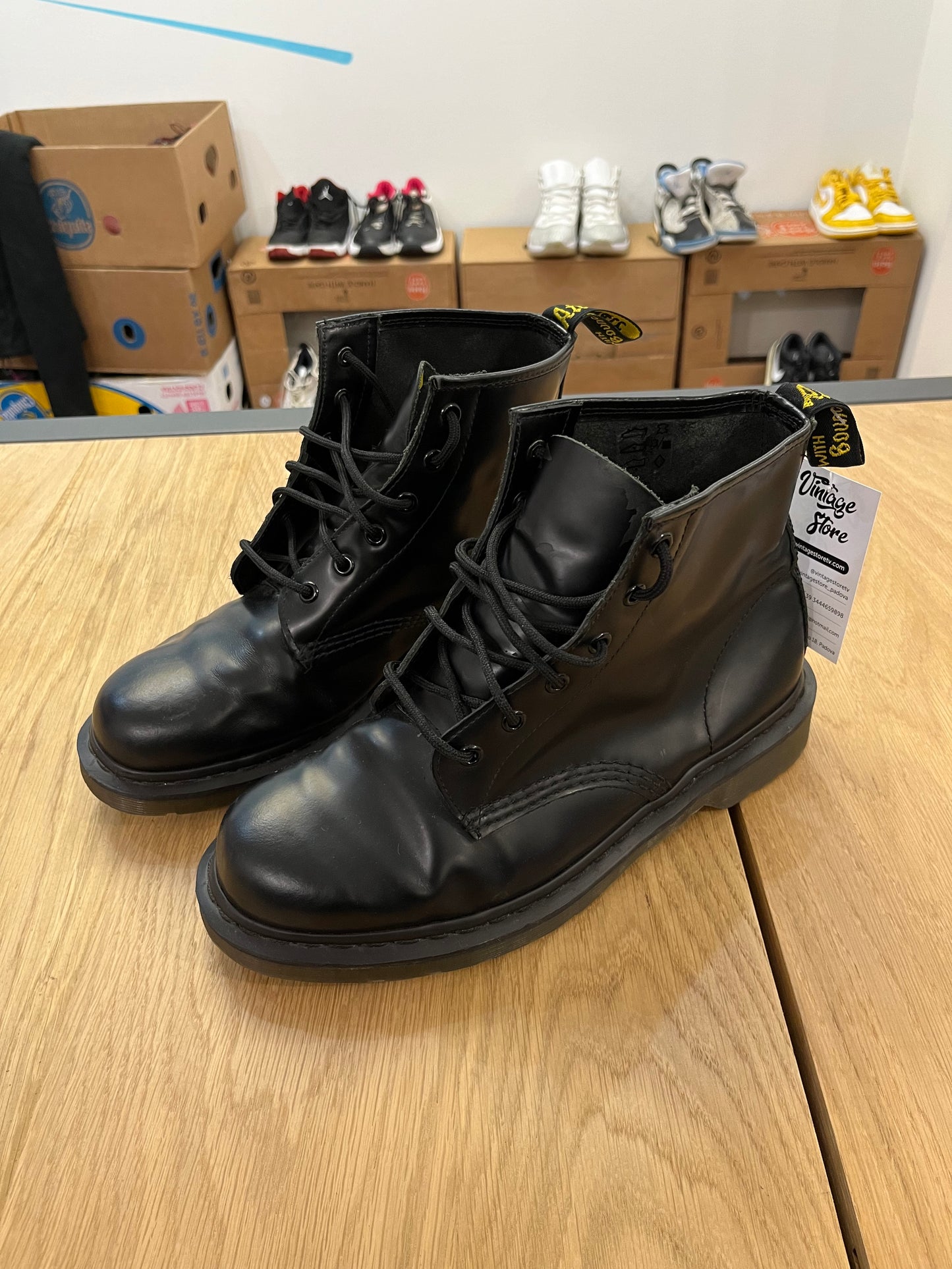 Anfibio Dr. Martens 10064 uomo (F890)