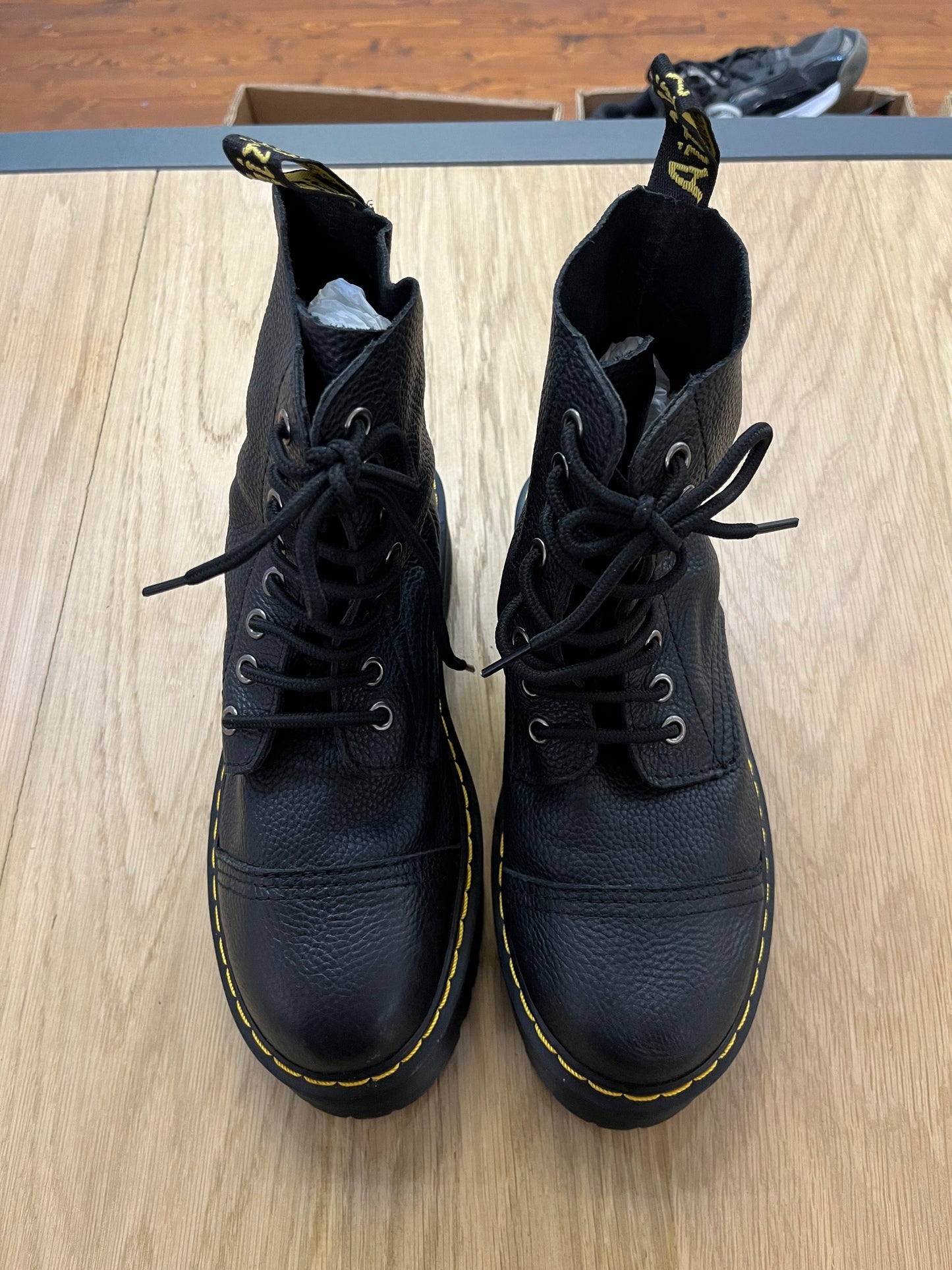 Stivaletti Dr Martens platform (F838)