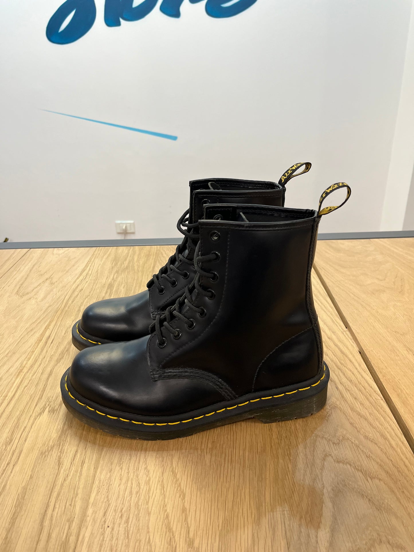 Anfibi Dr Martens 1460 neri (F942)