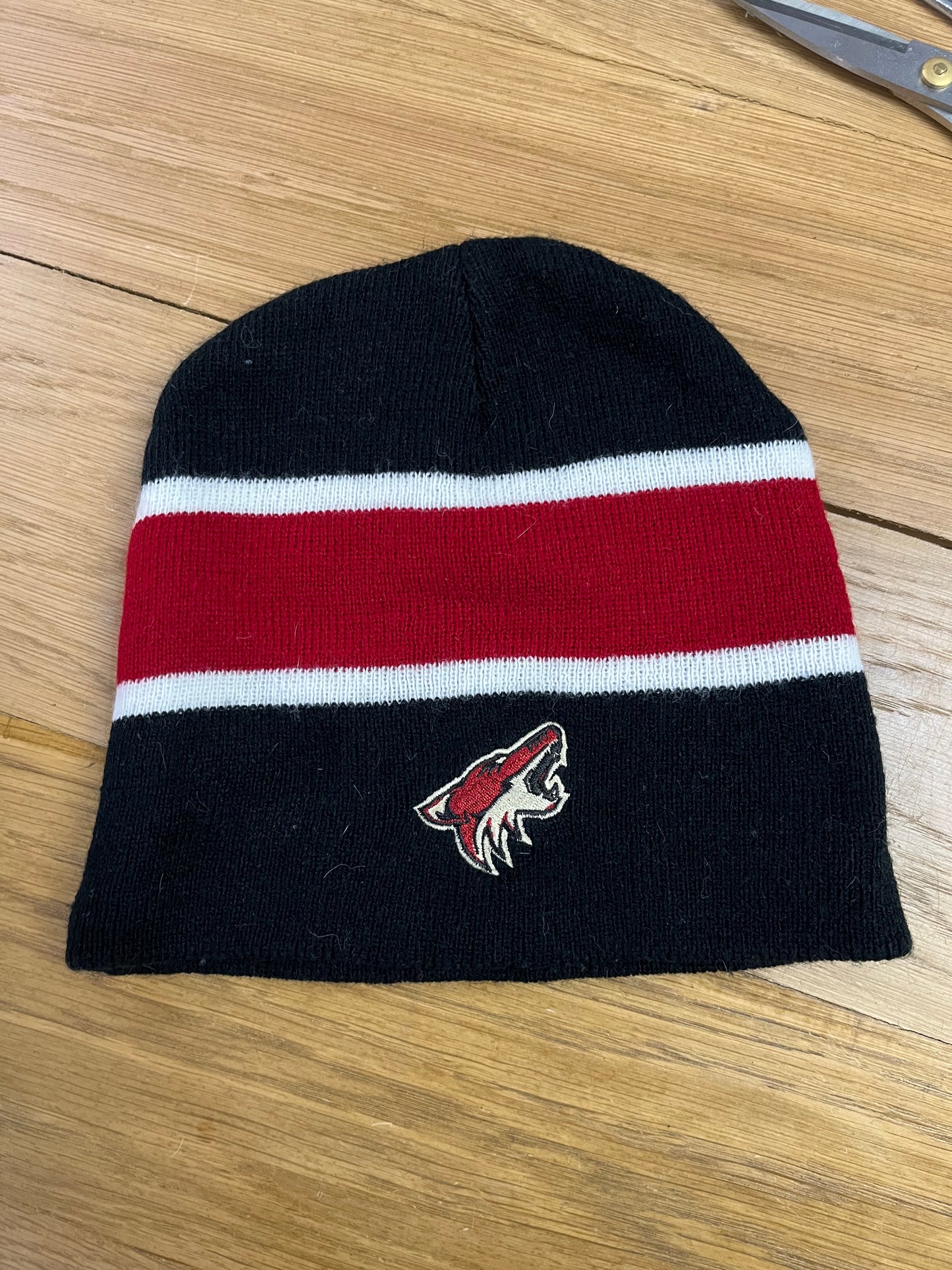 Berretto invernale NHL Arizona Coyotes (G849)