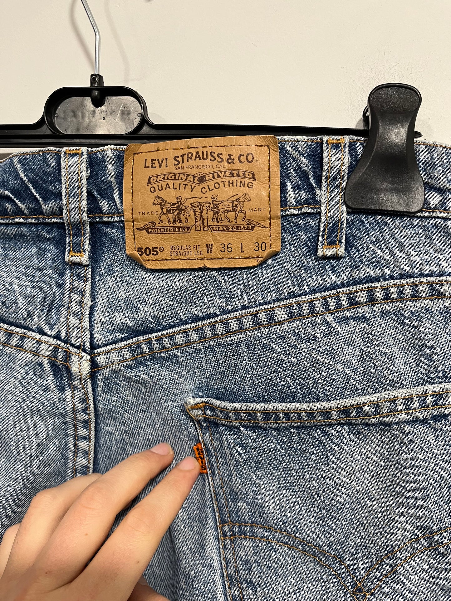 Raro jeans Levi’s 505 orange tab (F477)