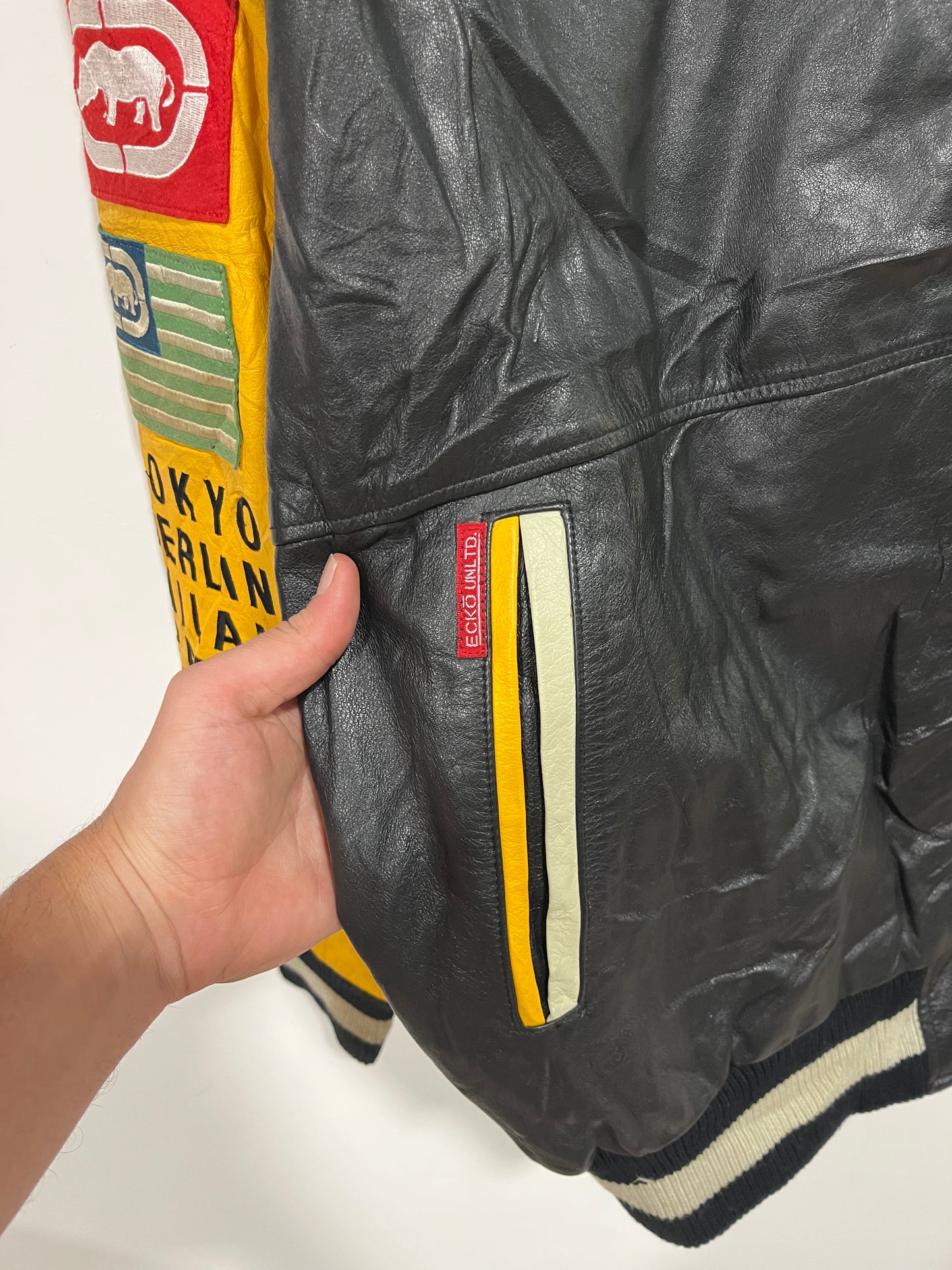 Introvabile Giubbotto Ecko anni 2000 in pelle (H056)