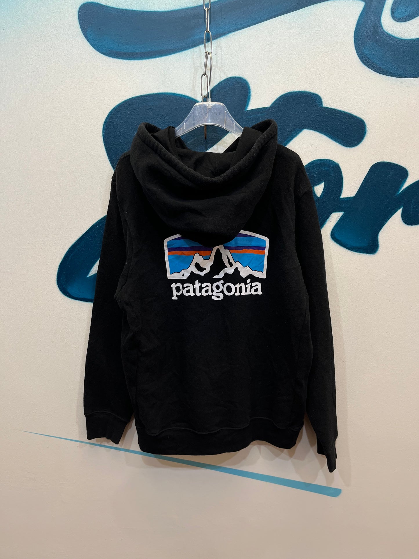 Felpa con cappuccio Patagonia nera (F324)