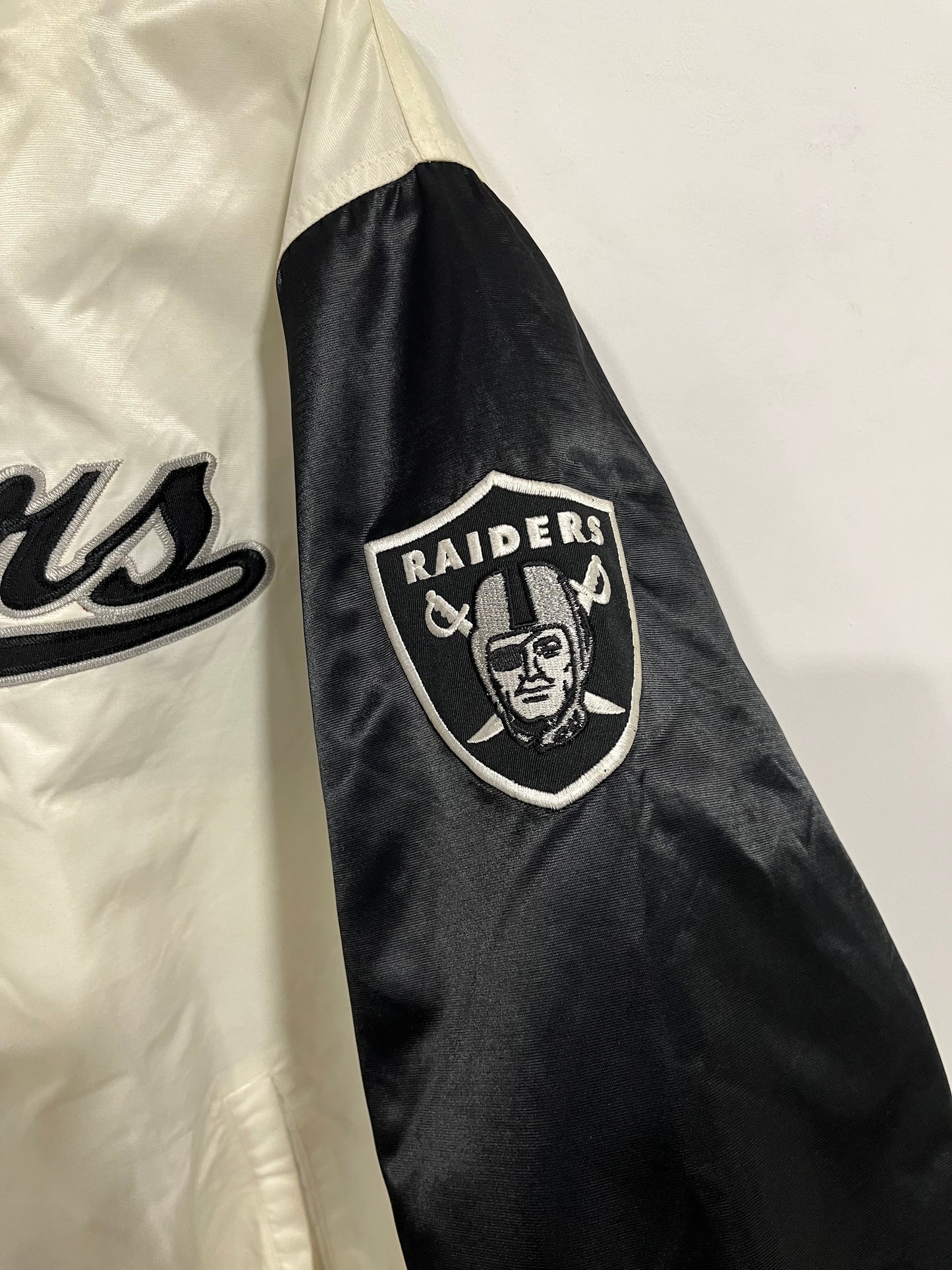 Raro giubbotto Bomber Jacket NFL Los Angeles Raiders anni 90 (H218)