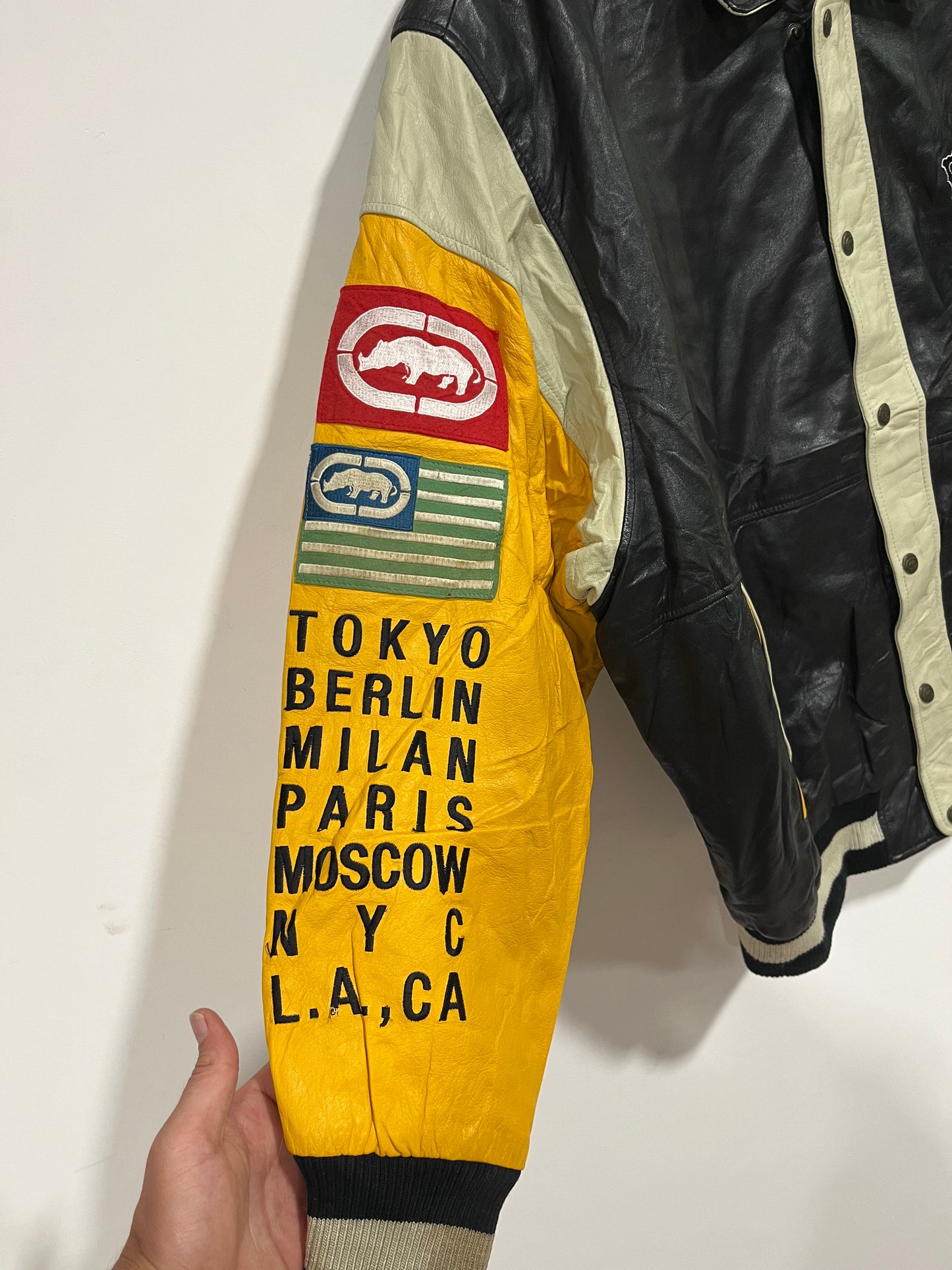 Introvabile Giubbotto Ecko anni 2000 in pelle (H056)