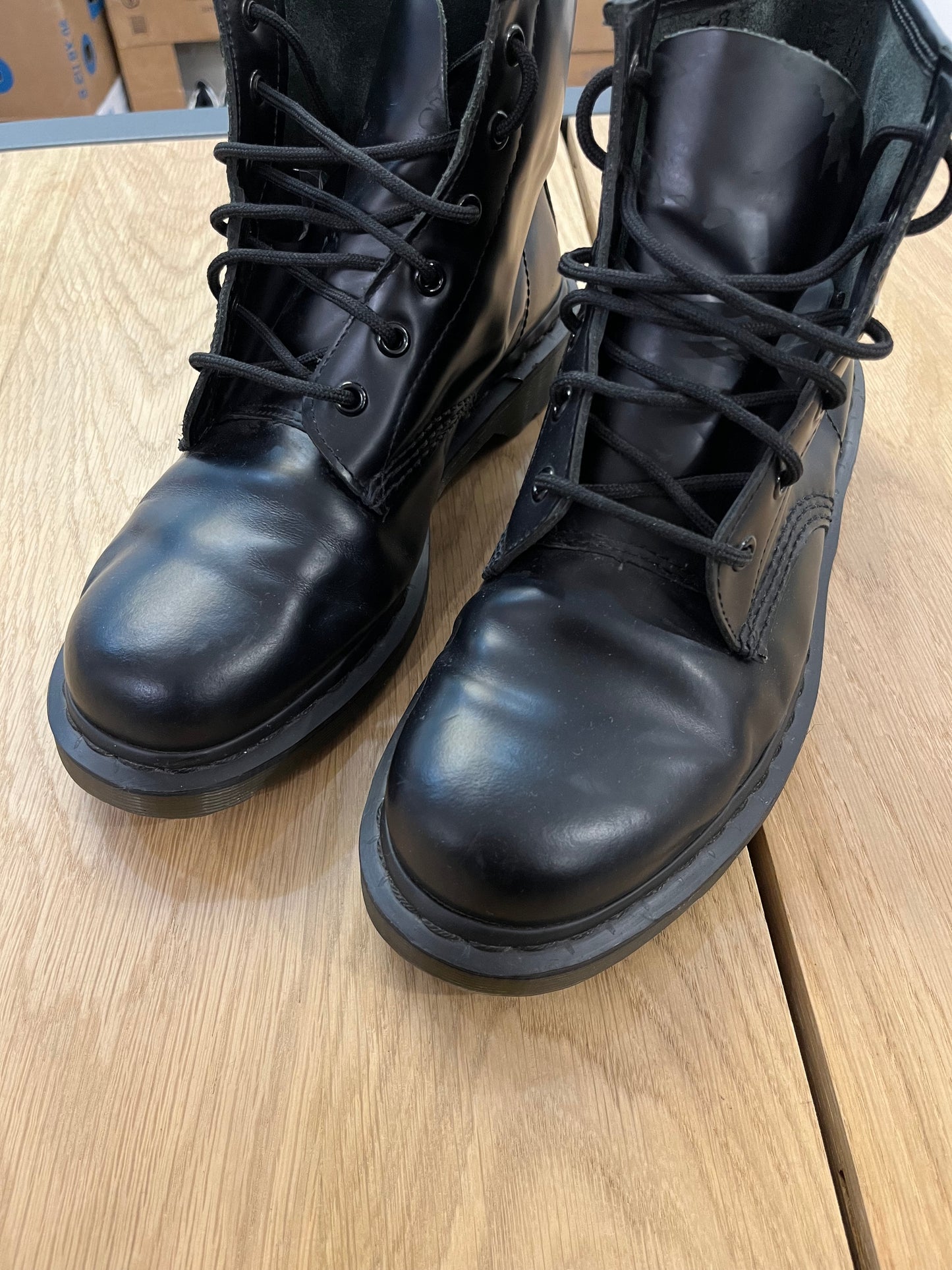 Anfibio Dr. Martens 10064 uomo (F890)