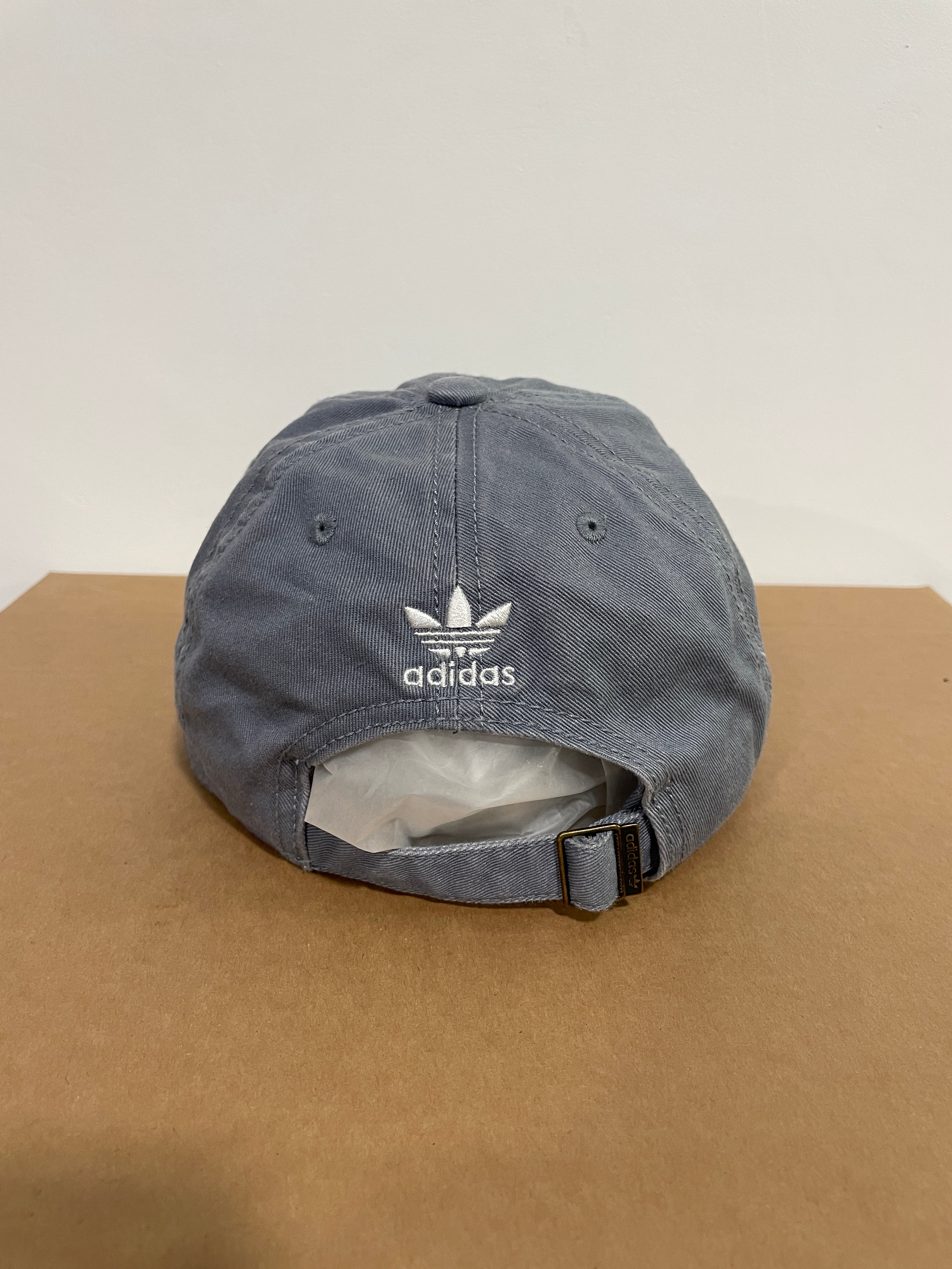 Cappello adidas clearance grigio