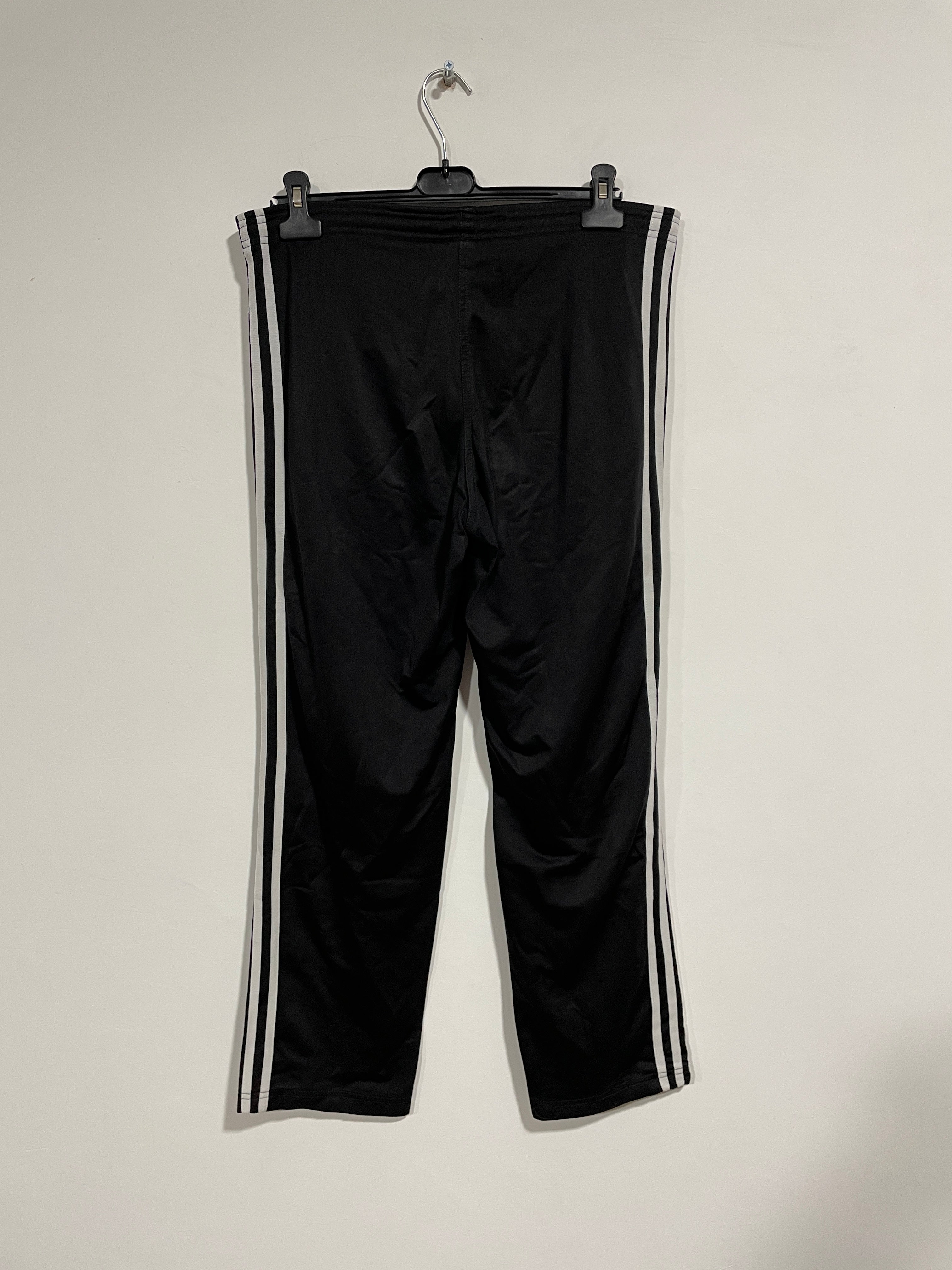 Pantaloncini deals tuta adidas